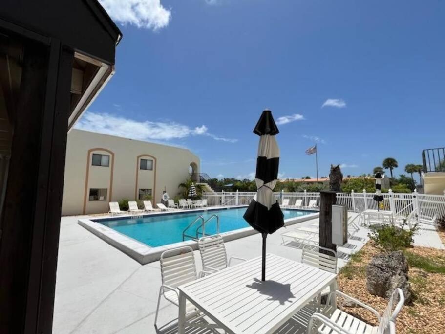 New Condo! Just 15 Min To Ft Myers And Sanibel Beach! Great Location!! Fort Myers Eksteriør bilde