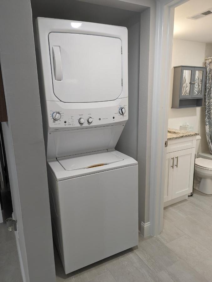 New Condo! Just 15 Min To Ft Myers And Sanibel Beach! Great Location!! Fort Myers Eksteriør bilde